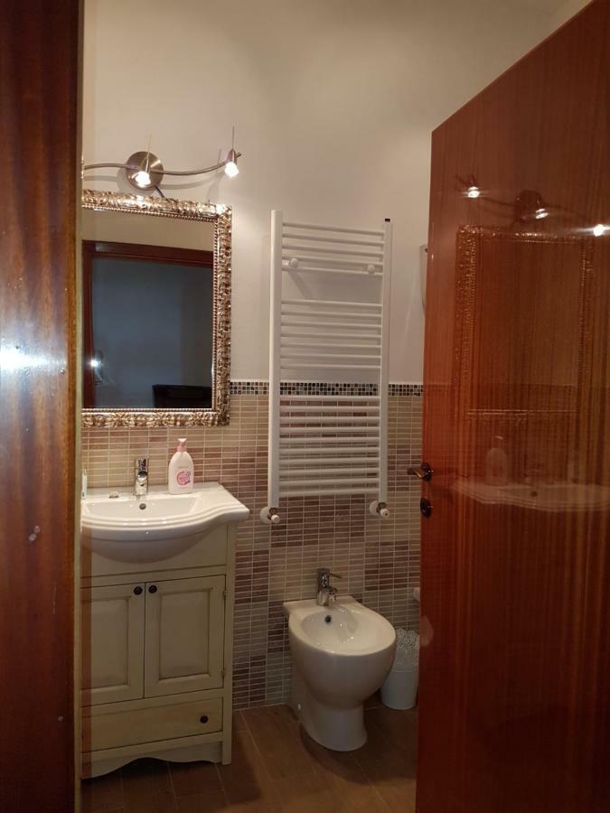 Antica Casa Di Famiglia Hotell Castiglione del Lago Eksteriør bilde