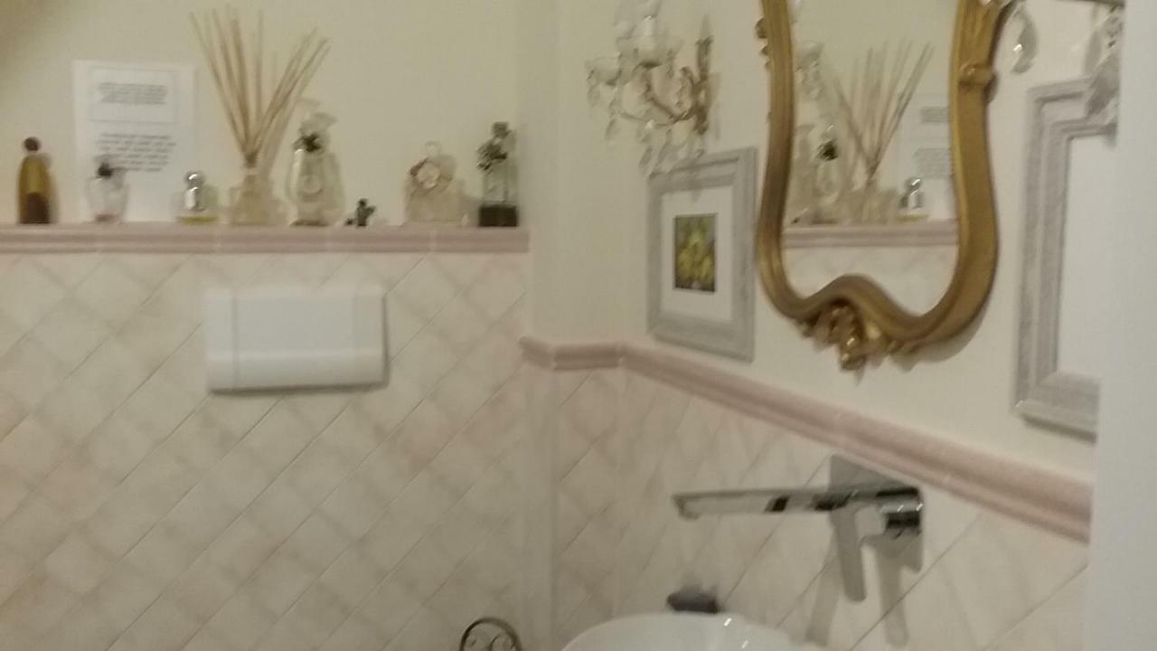Antica Casa Di Famiglia Hotell Castiglione del Lago Eksteriør bilde
