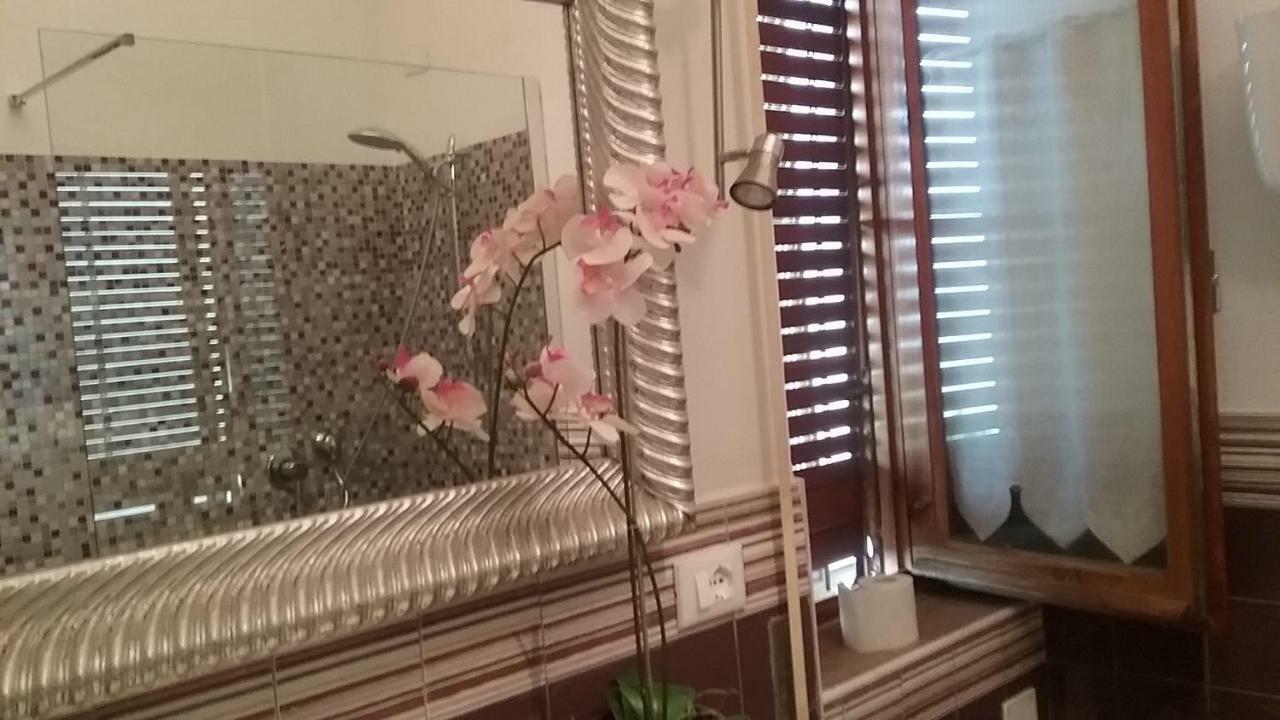 Antica Casa Di Famiglia Hotell Castiglione del Lago Eksteriør bilde